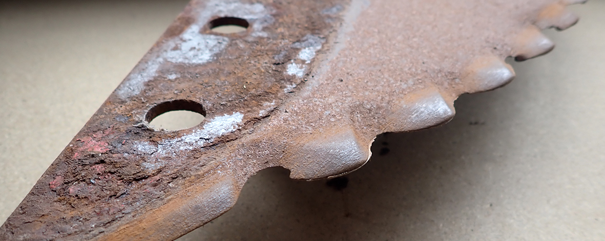 Unifeed Machines: When The Blades Don't Cut.